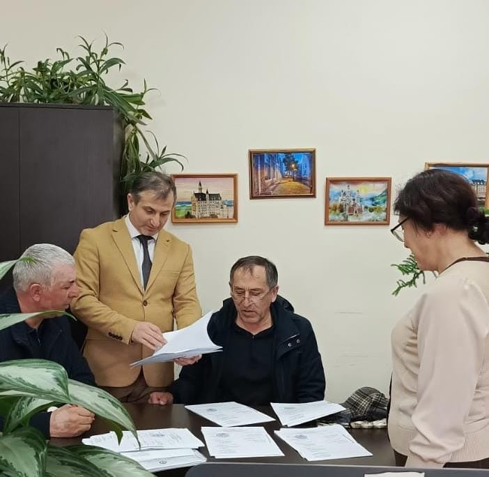 В Миннаце РД состоялась встреча с сотрудниками администрации Казбековского района